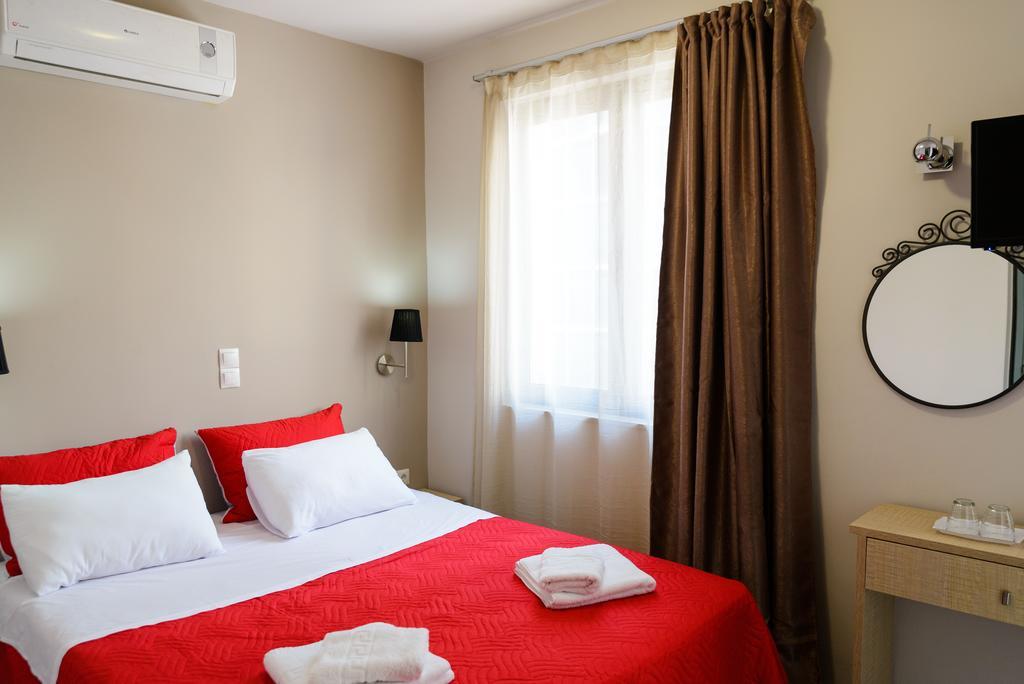 Lux Hotel Пирей Экстерьер фото