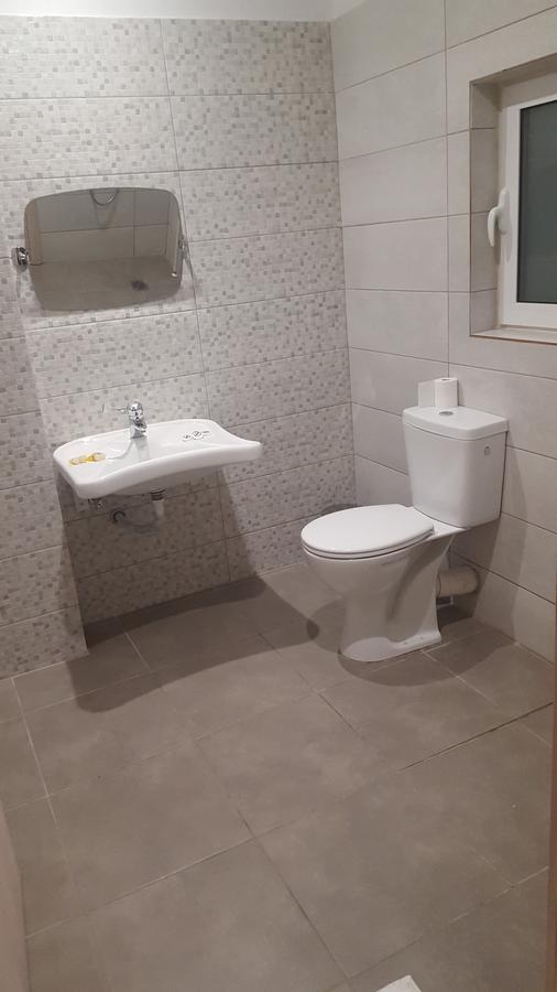 Lux Hotel Пирей Экстерьер фото